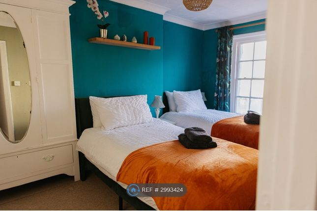 A Tarrant Street, Arundel photo 5
