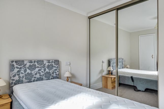Flat 8, Minerva Court,, St. Johns Road, Bath photo 4