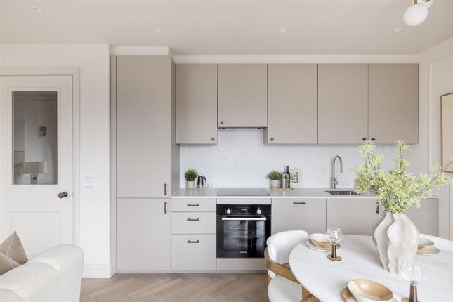 11A, Twyford Court, Twyford Avenue, Acton photo 3
