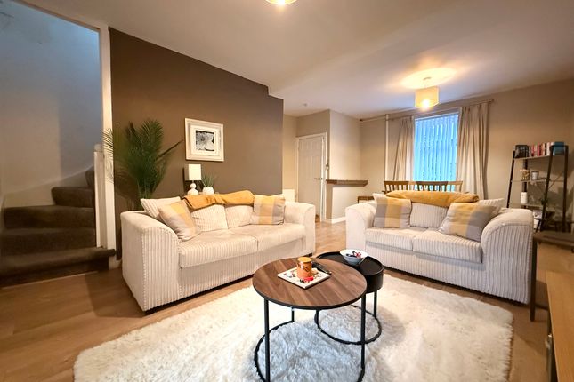 3 Morris Avenue, Mountain Ash photo 2