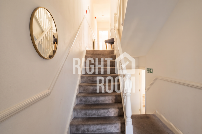 92a Albert Road, Southsea photo 5
