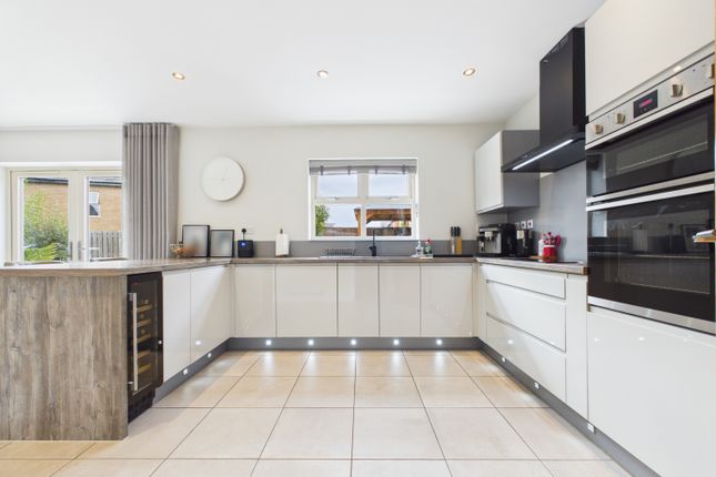 12, Arnall Street, Castleford photo 3