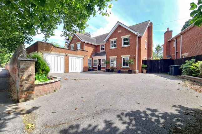 Thumbnail Detached house for sale in Anglesey Road, Alverstoke, Gosport