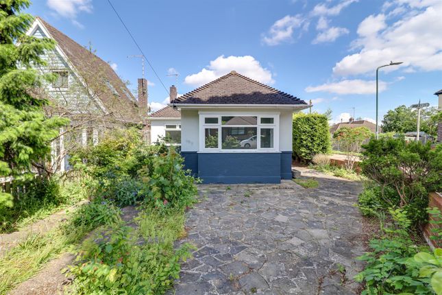 Thumbnail Detached bungalow for sale in Woodside, Leigh-On-Sea