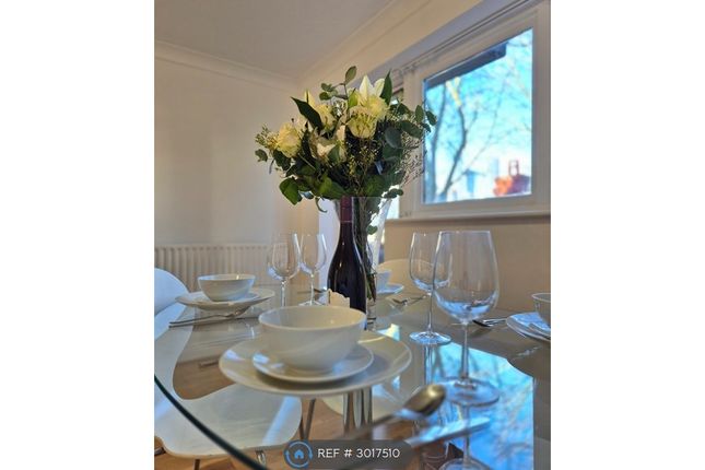 Undine Road, London photo 5