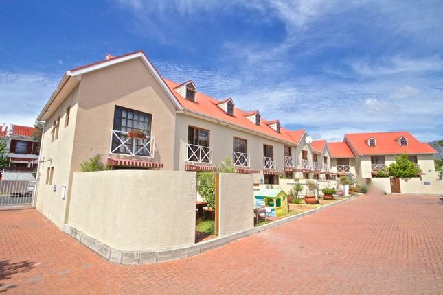 Thumbnail Town house for sale in Claremont, Cape Town, South Africa