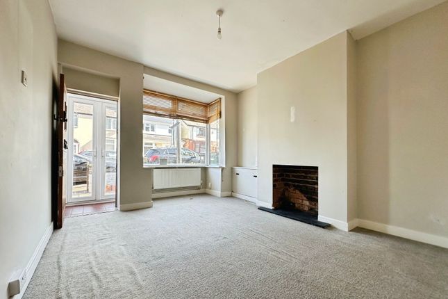 35, Westbourne Road, Penn, Wolverhampton photo 2