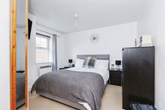 Flat for sale in Hooks Close, Anstey, Leicester