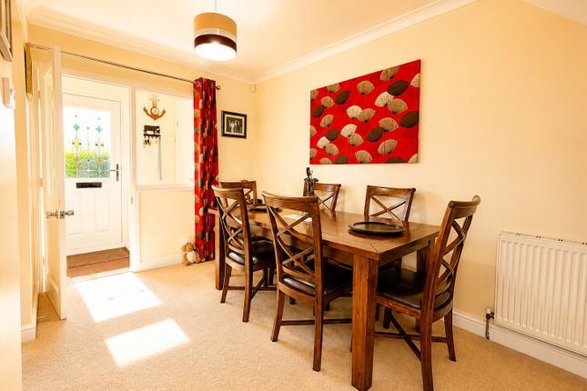41, Castlefields, Chester photo 4