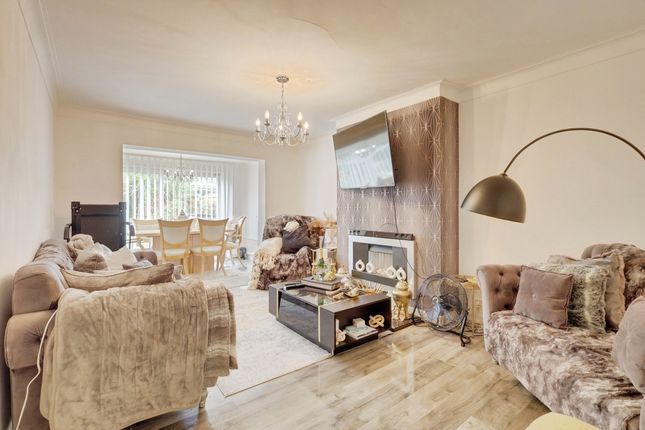 5, Cedar Road, Benfleet photo 3
