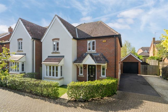 Detached house to rent in Corbetts Way, Thame