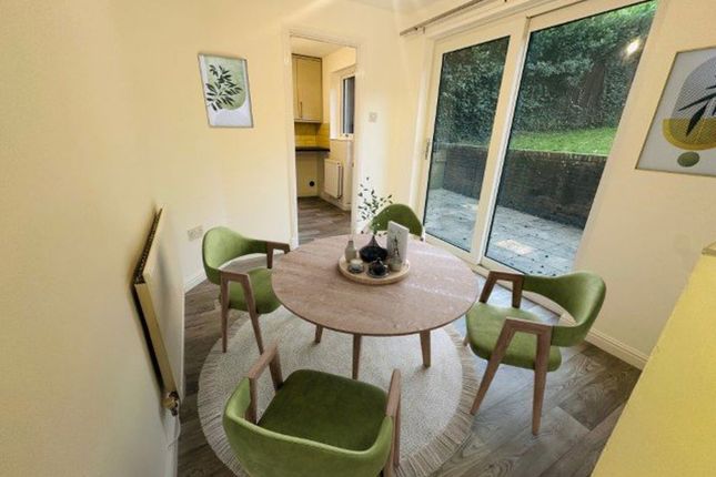 2, Miller Close, Newport photo 3