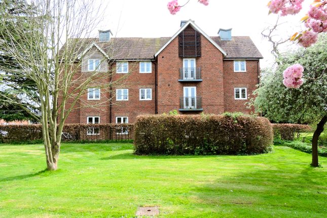 Flat for sale in Chantry Court, Felsted