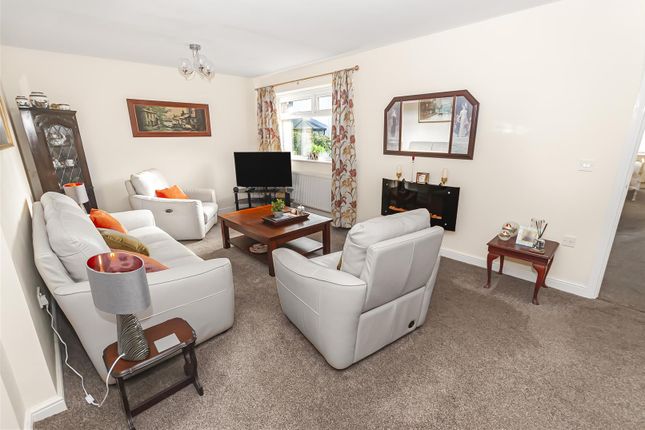 6, Havenbrook Grove, Bury photo 5