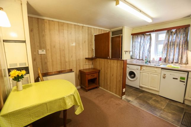 56 Beechcroft, Manchester photo 4