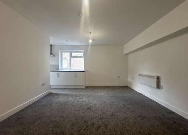 58C High Street, Rhymney photo 3