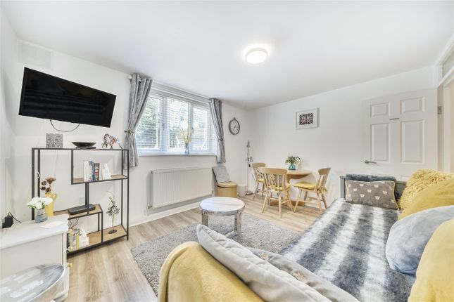 1, 25, St. James Road, Surbiton photo 2