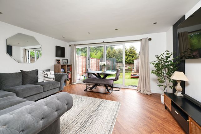 2, Silver Hill, Sandhurst photo 4