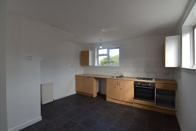 Thumbnail Semi-detached house to rent in Cawdor Crescent, Kirkcaldy