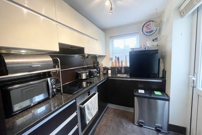 1c, Brook Road, Epping photo 2