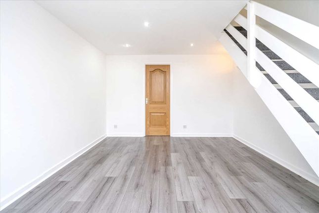 43, Meadowpark Road, Bathgate photo 2