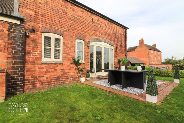 Barn conversion for sale in Ashby Road, Tamworth