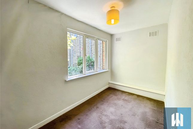 23, Moss Street, Huddersfield photo 5