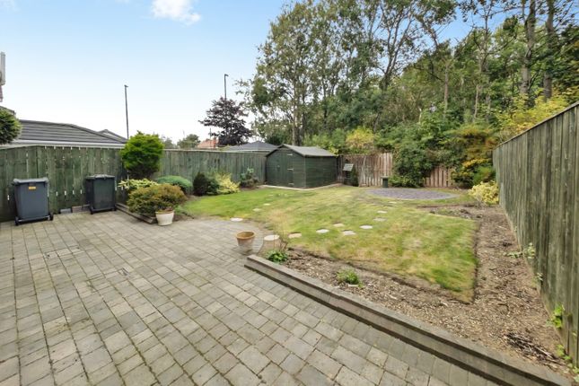 16, Bede Close, Newcastle Upon Tyne photo 2