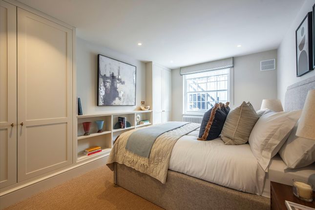 85, Elizabeth Street, London photo 4