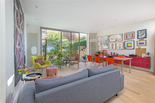 16, Stratford Grove, London photo 3