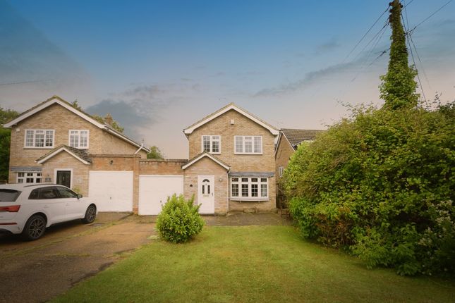 3-bed detached on 2, School Lane, Brentwood, £600,000