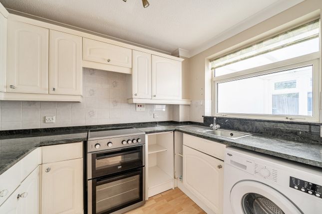 17, Seymour Lane, Southampton photo 2