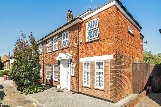 33, Fryent Way, London photo 4