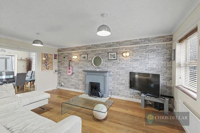 3, Barleycroft, Buntingford photo 3
