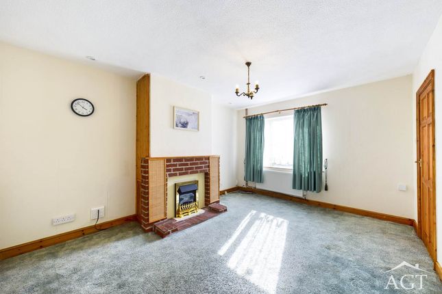 31, Cosgrove Close, Peterborough photo 4