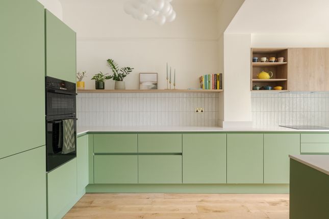 Basement & Ground, 66, Barnsbury Road, London photo 4