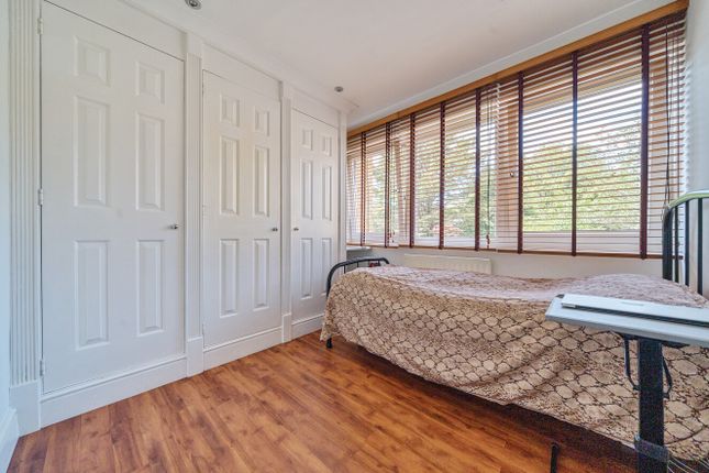 Bedroom5