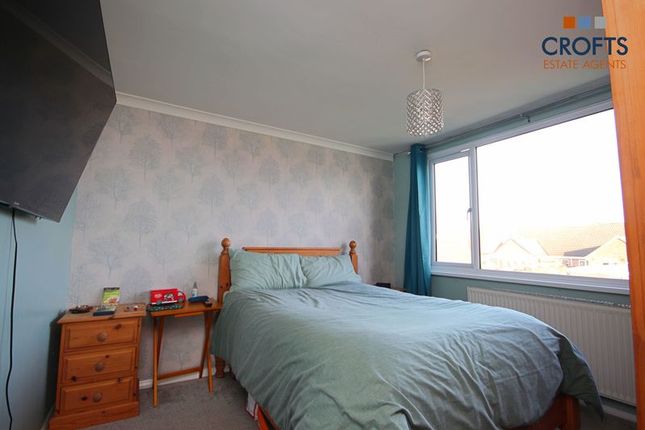 19, Robert Close, Immingham photo 4
