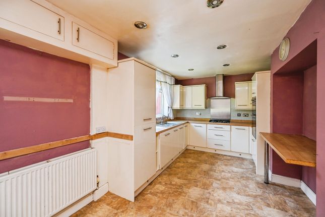 26, Allenby Square, Merseyside photo 4
