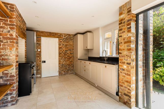 2 Springview Highgate Road, Forest Row photo 4