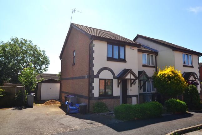 End terrace house for sale in Applewood Drive, Gonerby Hill Foot, Grantham
