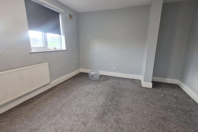 145, Wakefield Road, PONTEFRACT photo 4