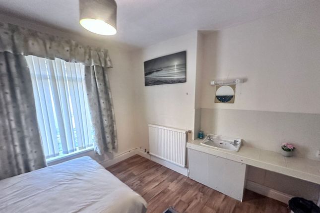 Y Foelas, Station Road, Llanrug, Caernarfon Ll55 4Be