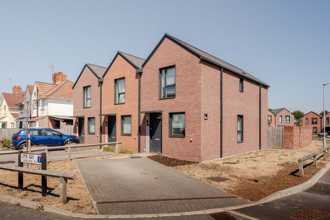 6 Seaton Crescent, Bristol photo 2
