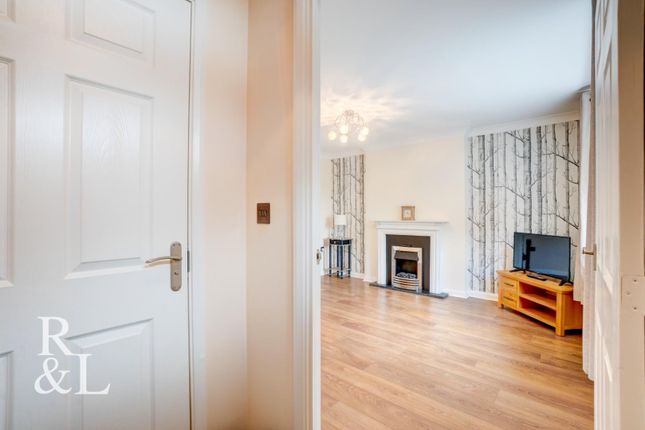 7, Bosworth Close, Ashby-De-La-Zouch photo 3