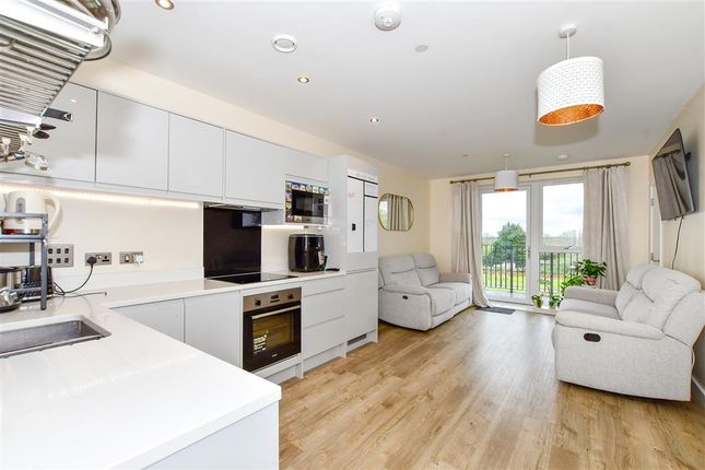 Thumbnail Flat for sale in Academy Way, Loughton, Essex
