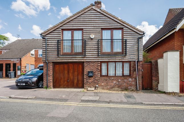 Thumbnail Detached house for sale in Tavistock Place, Bedford, Bedfordshire