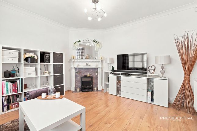 46 Coolgardie Avenue, Highams Park photo 2