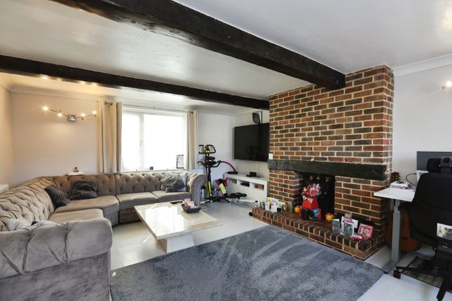 66, Aldervale Cottages, Crowborough photo 3