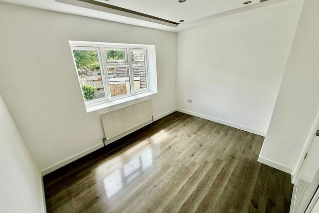 51 Trafalgar Street, Gillingham photo 5
